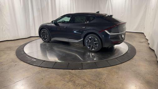 2025 Kia EV6 Light Long Range