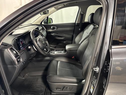 Platinum Graphite 2022 Kia Sorento Hybrid EX