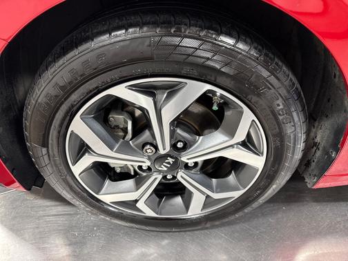 Currant Red 2021 Kia Forte LXS