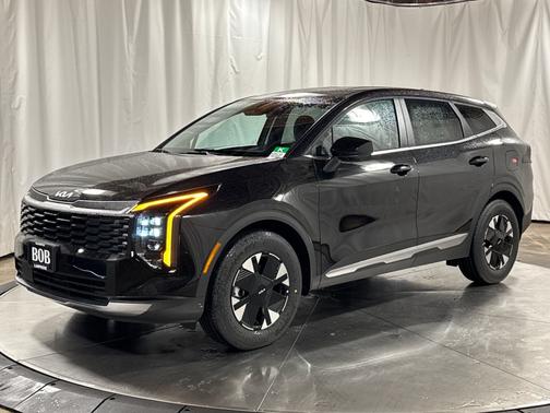 Black 2026 Kia Sportage Hybrid LX