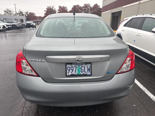 2014 Nissan Versa 1.6 S