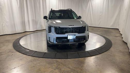 2025 Kia Sorento X-Line EX
