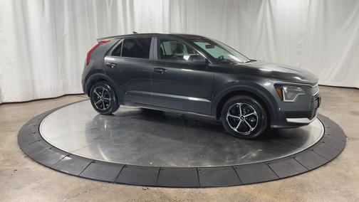 2025 Kia Niro LX