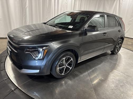 2025 Kia Niro LX