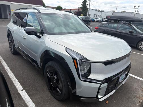 Ivory Silver 2024 Kia EV9 GT-Line