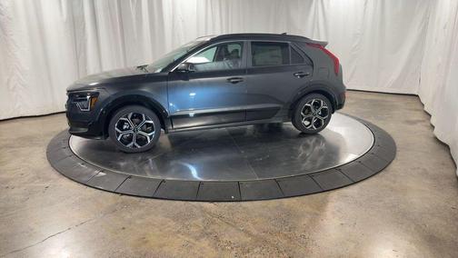2025 Kia Niro EX Touring