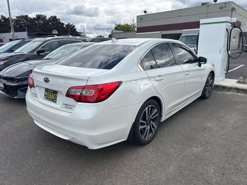 2017 Subaru Legacy 2.5i Sport