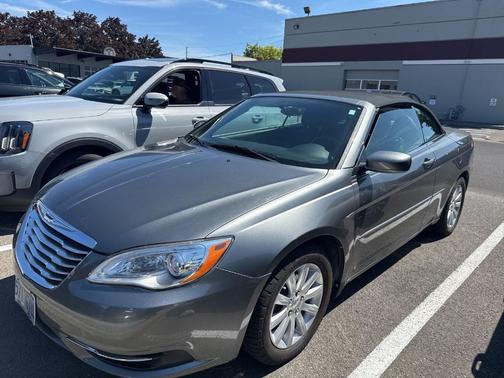 2013 Chrysler 200 Touring