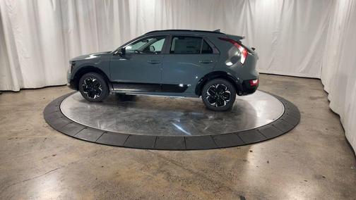 2025 Kia Niro EV Wind