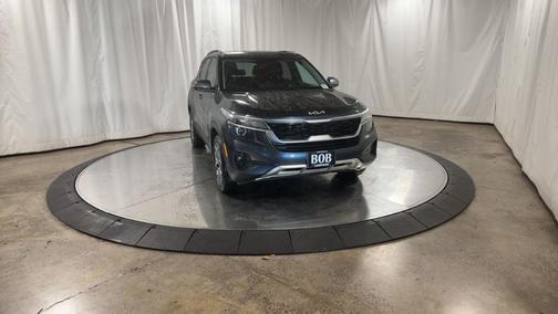 2022 Kia Seltos EX