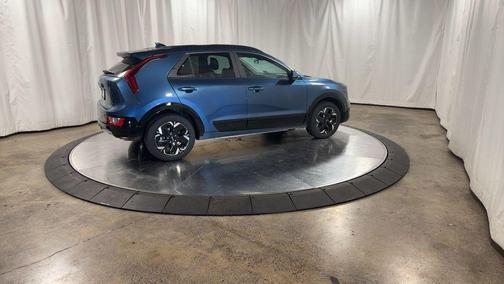 2025 Kia Niro EV Wind