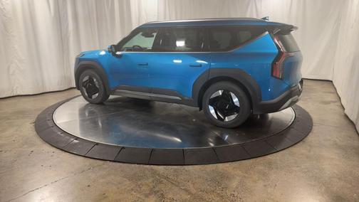 2026 Kia EV9 Wind