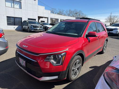 Runway Red 2023 Kia Niro EX