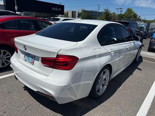 2017 BMW 330e iPerformance