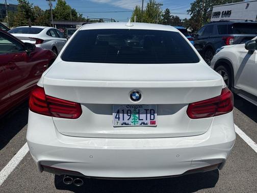 2017 BMW 330e iPerformance