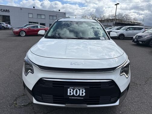 2024 Kia Niro SX Touring