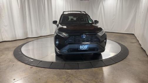 2019 Toyota RAV4 Hybrid XLE