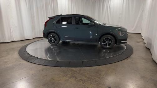 2024 Kia Niro Plug-In Hybrid EX