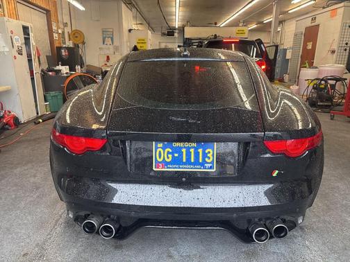 2016 Jaguar F-TYPE R
