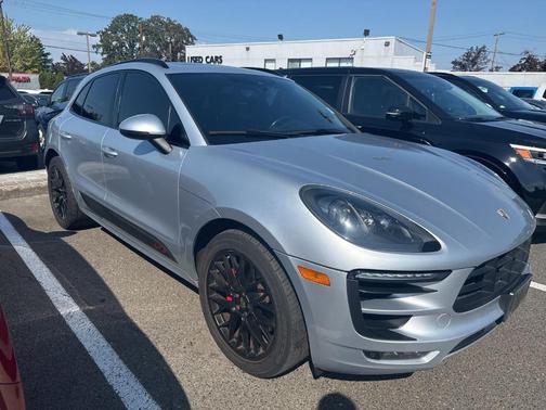 2017 Porsche Macan GTS