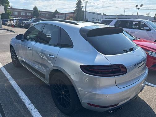2017 Porsche Macan GTS