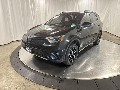2017 Toyota RAV4 Hybrid SE