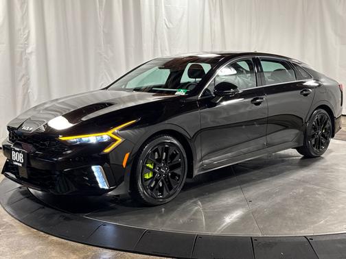 Aurora Black Pearl 2026 Kia K5 GT