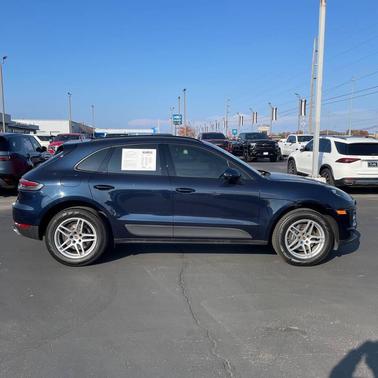 2021 Porsche Macan Base AWD 4dr SUV