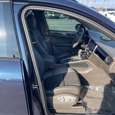2021 Porsche Macan Base AWD 4dr SUV