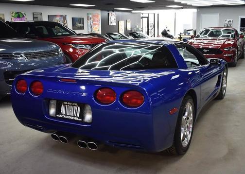2002 Chevrolet Corvette Base
