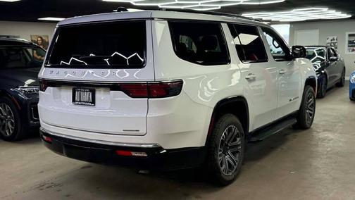 Bright White Clearcoat 2024 Jeep Wagoneer Series II 4x2