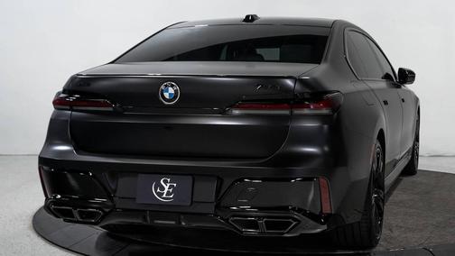 2023 BMW 760 i xDrive