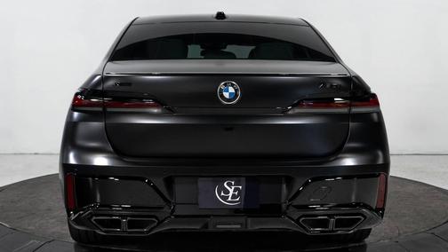 2023 BMW 760 i xDrive
