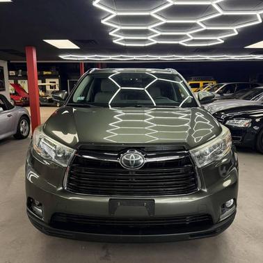 2016 Toyota Highlander Limited Platinum
