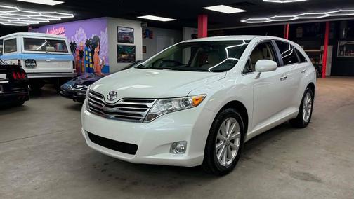 Blizzard Pearl 2010 Toyota Venza Base