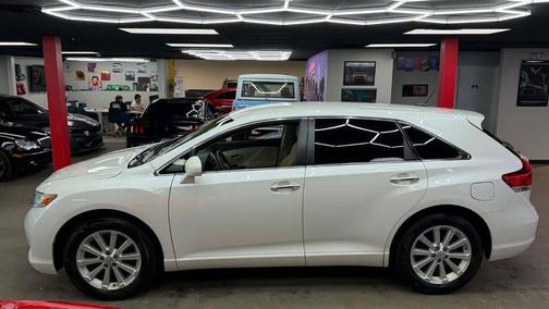 Blizzard Pearl 2010 Toyota Venza Base