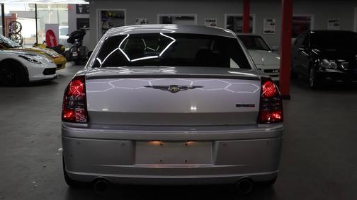2006 Chrysler 300 SRT8