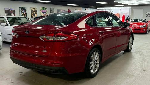 2020 Ford Fusion Hybrid SE