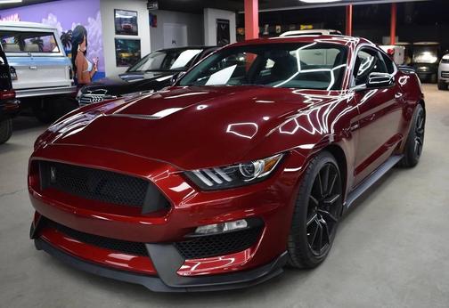 2018 Ford Shelby GT350 Base