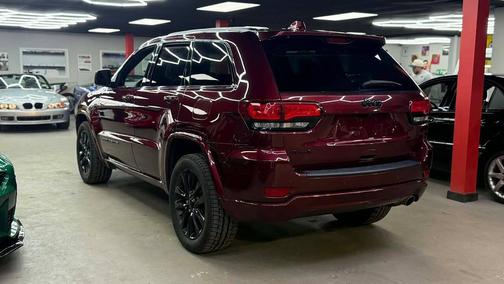 2020 Jeep Grand Cherokee Altitude