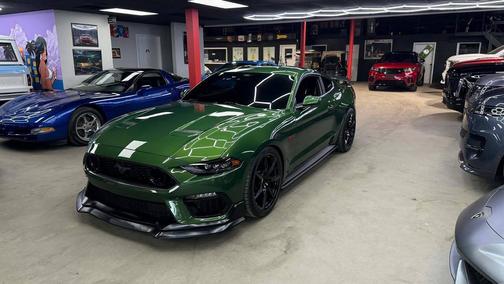 Eruption Green Metallic 2022 Ford Mustang GT