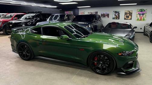 Eruption Green Metallic 2022 Ford Mustang GT