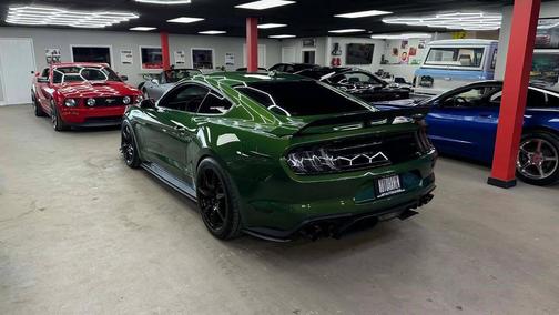 Eruption Green Metallic 2022 Ford Mustang GT