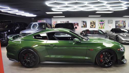 Eruption Green Metallic 2022 Ford Mustang GT