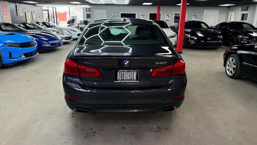 Dark Graphite Metallic 2017 BMW 540 i xDrive