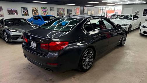 Dark Graphite Metallic 2017 BMW 540 i xDrive