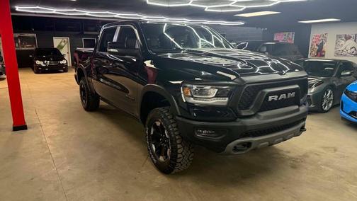 Diamond Black Crystal Pearlcoat 2021 RAM 1500 Rebel
