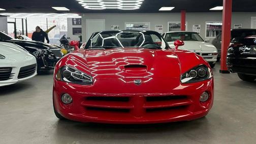 2005 Dodge Viper SRT10