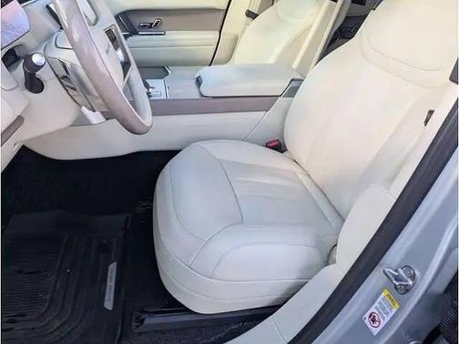 2025 Land Rover Range Rover P530 Autobiography