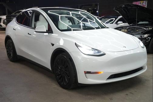 Pearl White Multi-Coat 2021 Tesla Model Y Long Range Dual Motor All-Wheel Drive